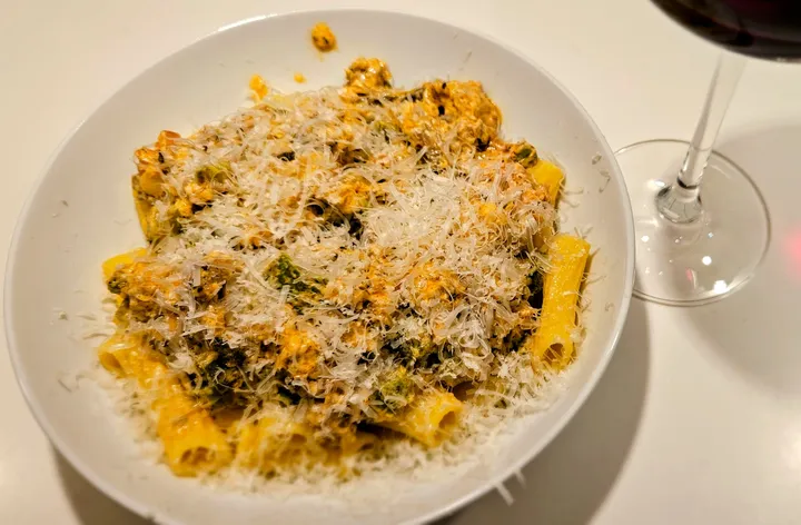 Rigatoni med Salsicca og Sopp